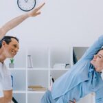 Einfache und effektive Dehnübungen fürs Büro